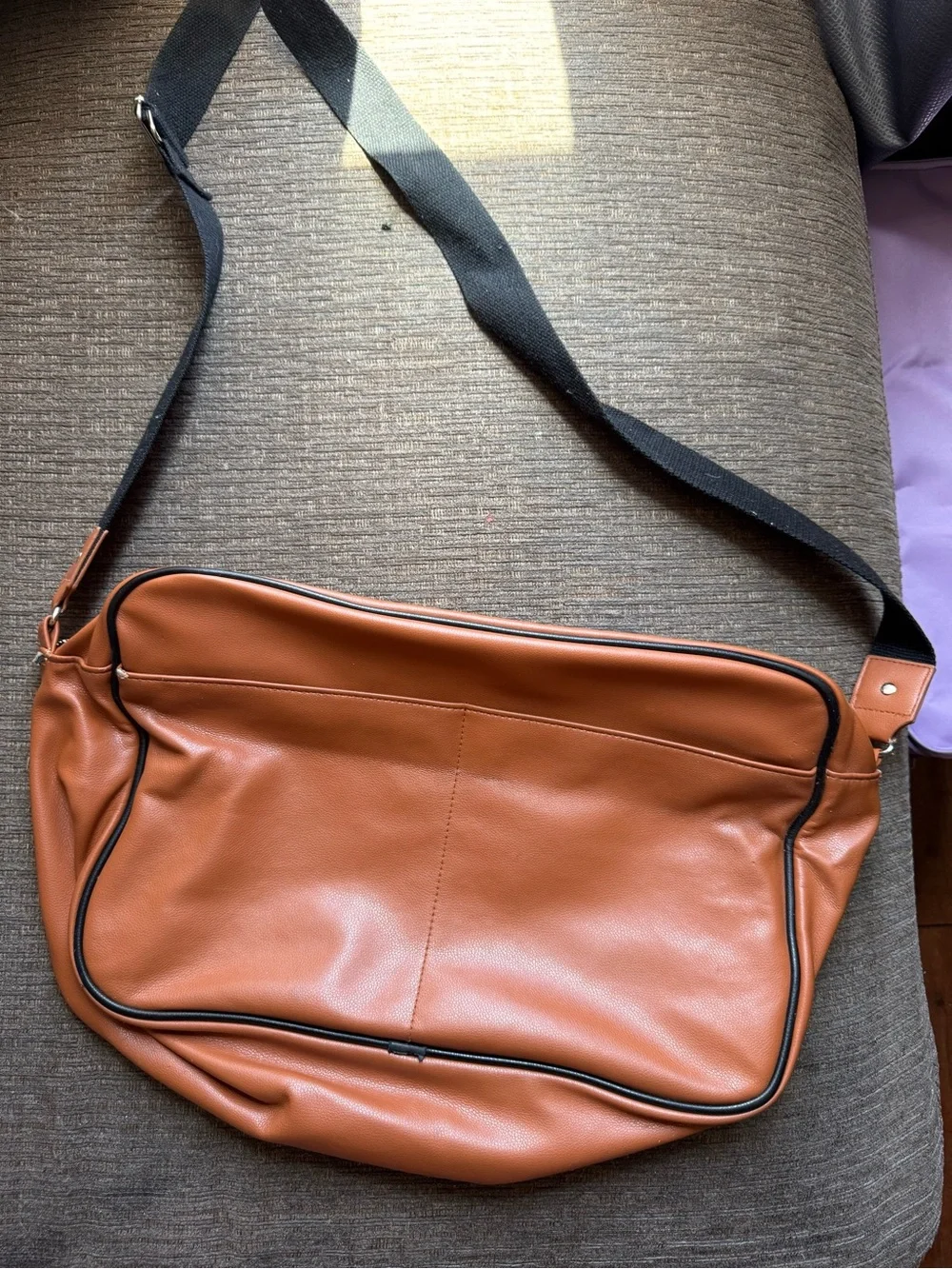 Tan Leather Crossbody Bag - Classic Everyday Carry